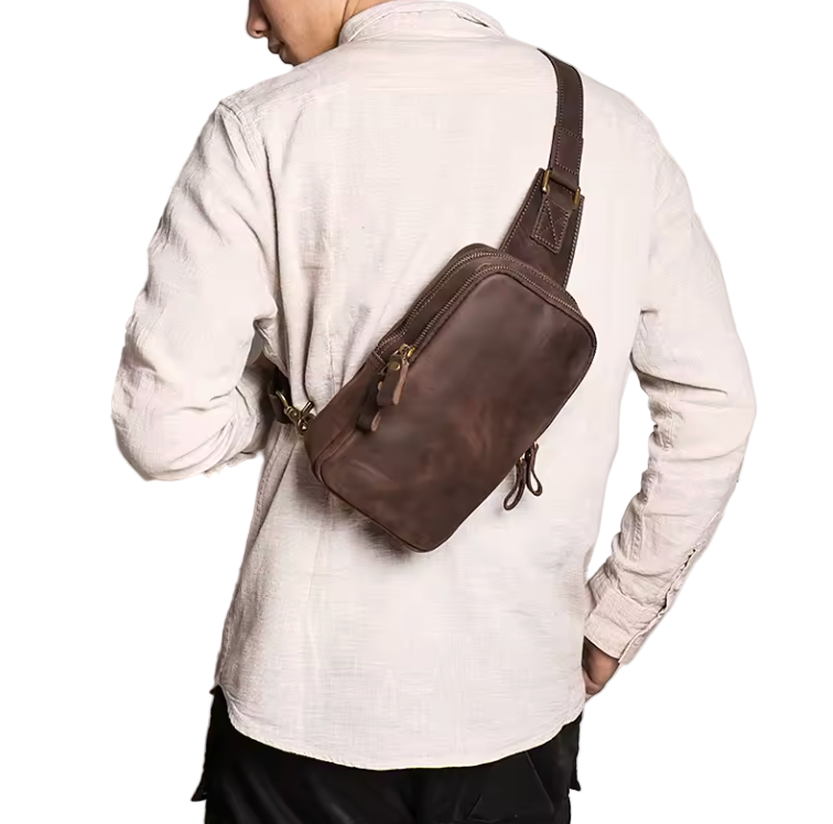 Finnegan Compact Leather Slingbag