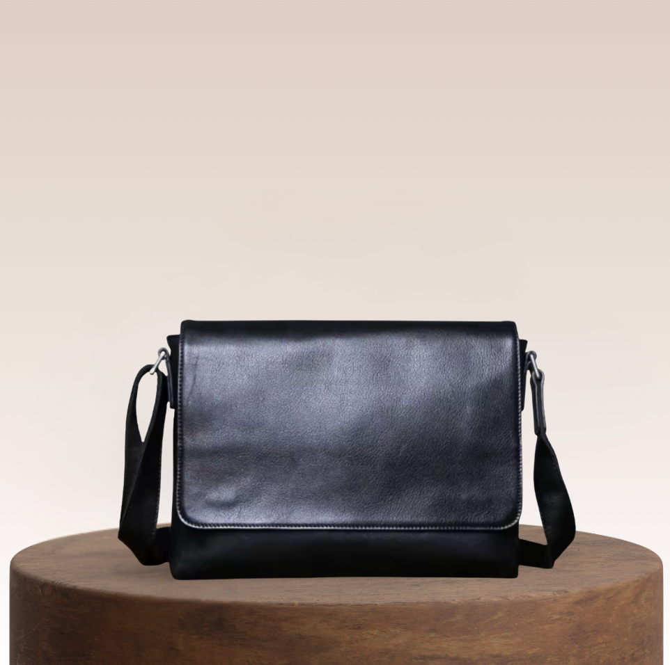 Don Compact Leather Messenger